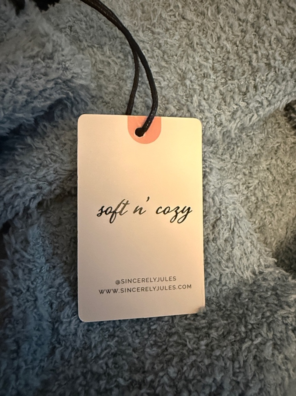 NWT! Sincerely Jules M Blanket Soft Vneck Sweater - Picture 7 of 9